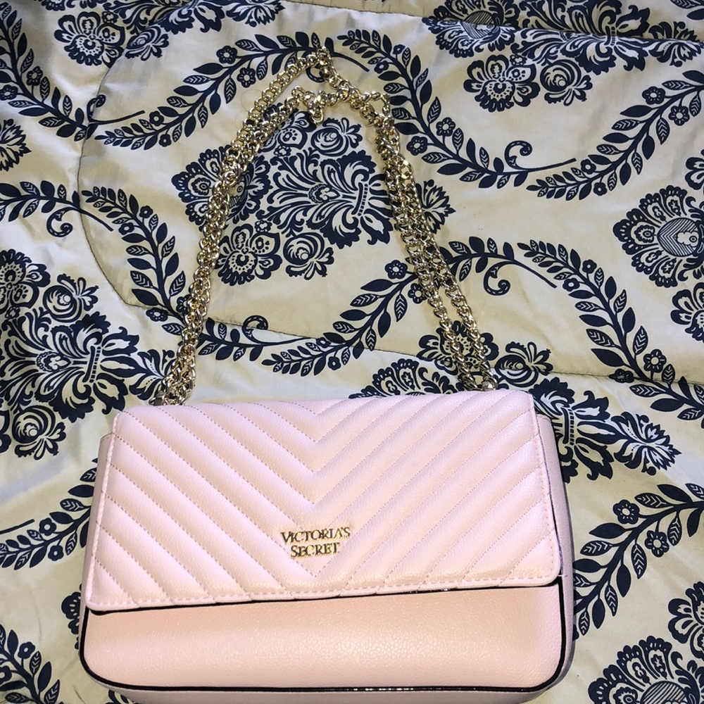VICTORIA SECRET BAG